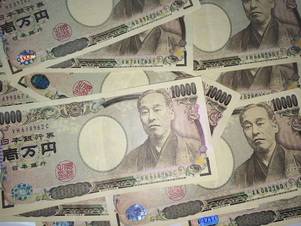 USD/JPY Extends Gains Near 161.50 Ahead Of US Data, FOMC Minutes